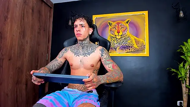 Snapshot of Aron_ford chatting on 9, 1, 2025 Aron ford online show from 9, 1, 2025