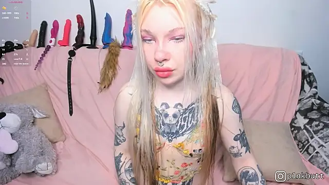 Snapshot of HelenGoat chatting on 10, 5, 2026 HelenGoat online show from 10, 5, 2026
