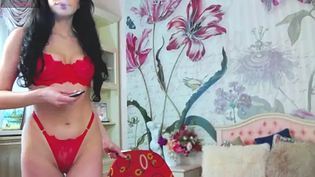 AliciaBow online show from 10, 4, 2026