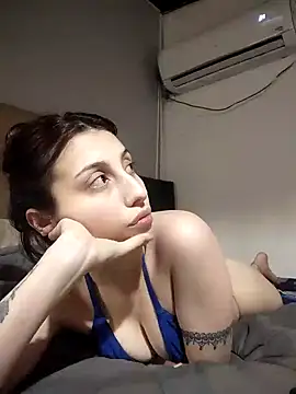Snapshot of camilabunnyxxx chatting on 15, 1, 2025 camilabunnyxxx online show from 15, 1, 2025