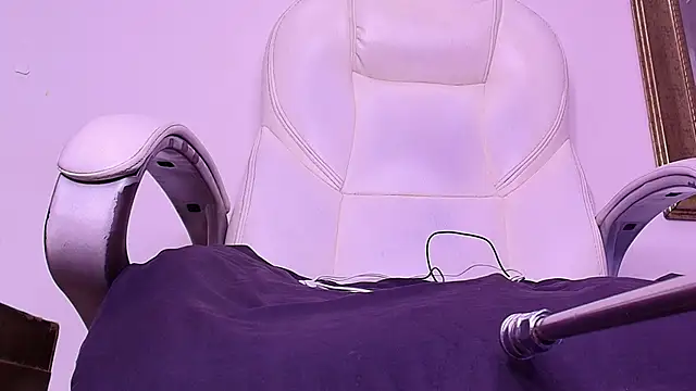 britanyy  online show from 19, 2, 2025