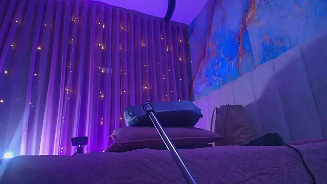 Snapshot of britanyy_ chatting on 27, 2, 2026 britanyy online show from 27, 2, 2026