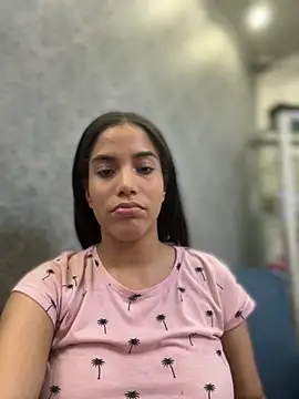 Snapshot of _Eurekaa_ chatting on 23, 9, 2025 Eurekaa online show from 23, 9, 2025