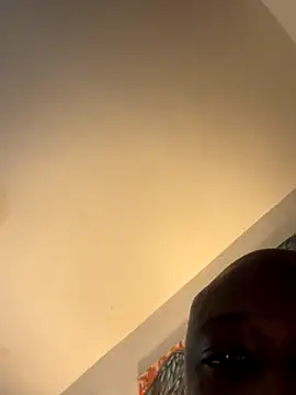 Snapshot of KingB8r chatting on 23, 11, 2025 KingB8r online show from 23, 11, 2025