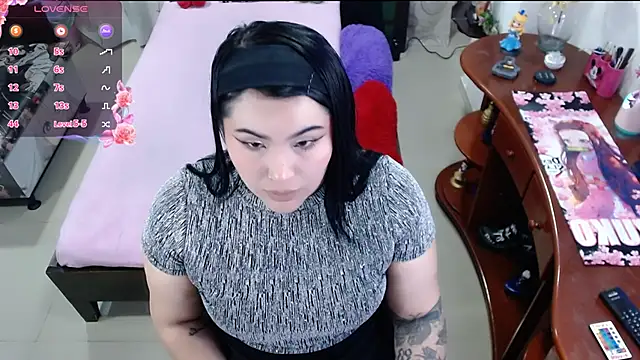 Snapshot of lufek23 chatting on 4, 12, 2024 lufek23 online show from 4, 12, 2024