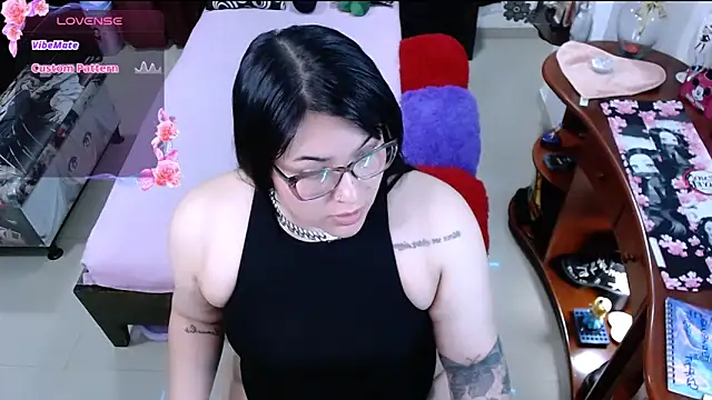 Snapshot of lufek23 chatting on 4, 3, 2025 lufek23 online show from 4, 3, 2025