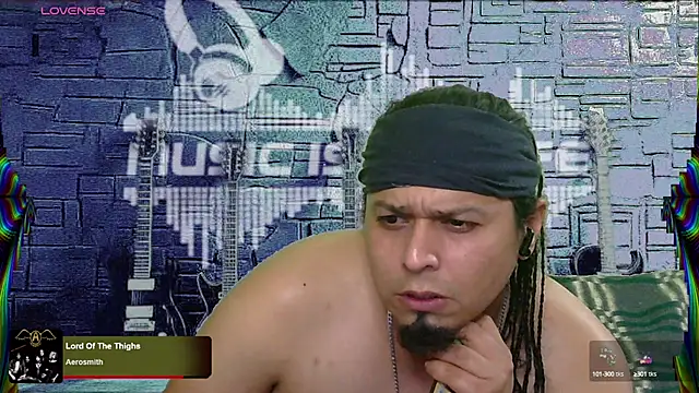 Snapshot of chino_roz chatting on 4, 2, 2025 chino roz online show from 4, 2, 2025