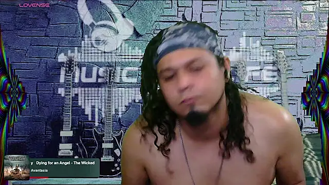 Snapshot of chino_roz chatting on 20, 2, 2025 chino roz online show from 20, 2, 2025