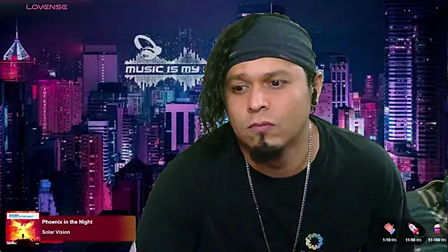 Snapshot of chino_roz chatting on 24, 2, 2025 chino roz online show from 24, 2, 2025