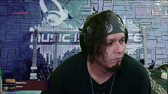 Snapshot of chino_roz chatting on 5, 3, 2025 chino roz online show from 5, 3, 2025