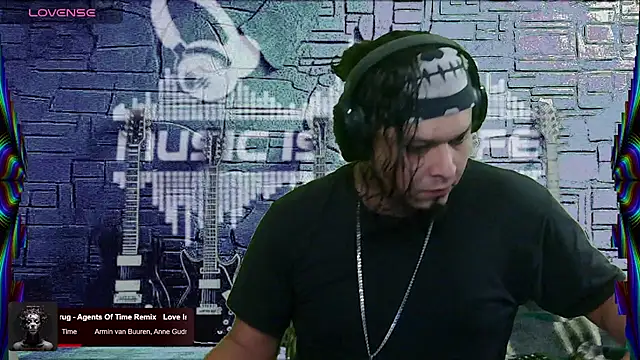 Snapshot of chino_roz chatting on 6, 3, 2025 chino roz online show from 6, 3, 2025