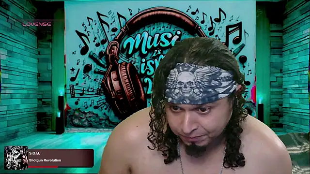 Snapshot of chino_roz chatting on 20, 3, 2025 chino roz online show from 20, 3, 2025