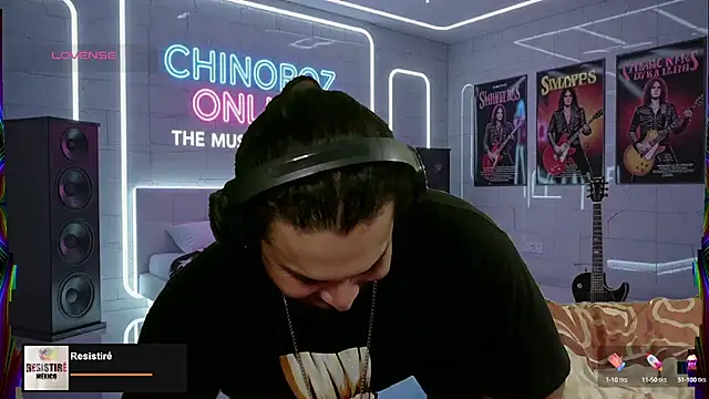 Snapshot of chino_roz chatting on 15, 9, 2025 chino roz online show from 15, 9, 2025