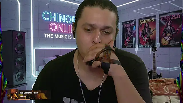 Snapshot of chino_roz chatting on 22, 9, 2025 chino roz online show from 22, 9, 2025