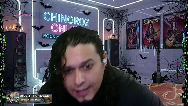 Snapshot of chino_roz chatting on 26, 10, 2025 chino roz online show from 26, 10, 2025