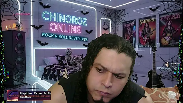 Snapshot of chino_roz chatting on 28, 10, 2025 chino roz online show from 28, 10, 2025