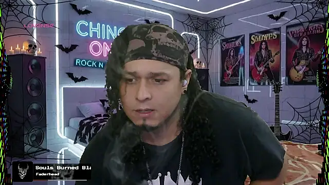 Snapshot of chino_roz chatting on 30, 10, 2025 chino roz online show from 30, 10, 2025