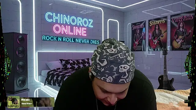 Snapshot of chino_roz chatting on 11, 11, 2025 chino roz online show from 11, 11, 2025