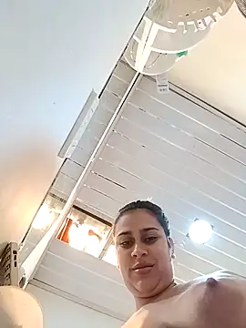 Latina sexy1 online show from 31, 3, 2026