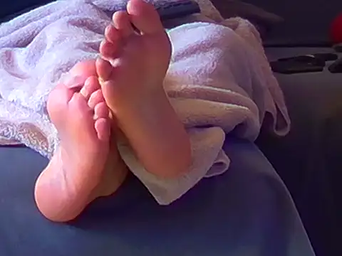 Snapshot of cpl216 chatting on 4, 10, 2025 cpl216 online show from 4, 10, 2025