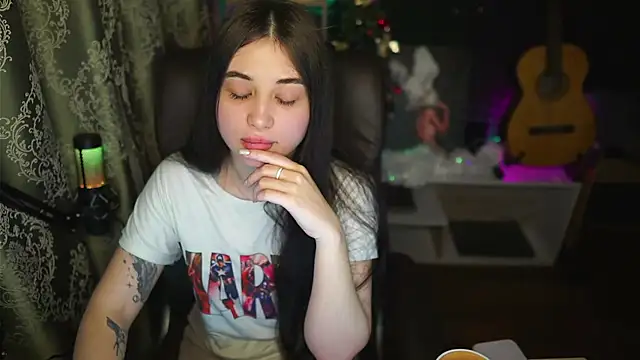 delicatedBailey online show from 7, 12, 2024