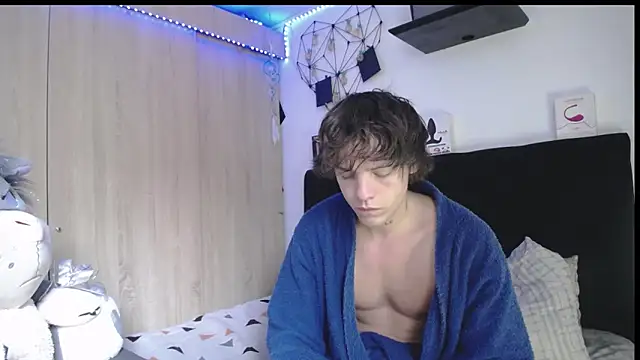 Snapshot of Santiago_kiler chatting on 21, 4, 2026 Santiago kiler online show from 21, 4, 2026