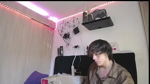 Snapshot of Santiago_kiler chatting on 7, 6, 2026 Santiago kiler online show from 7, 6, 2026
