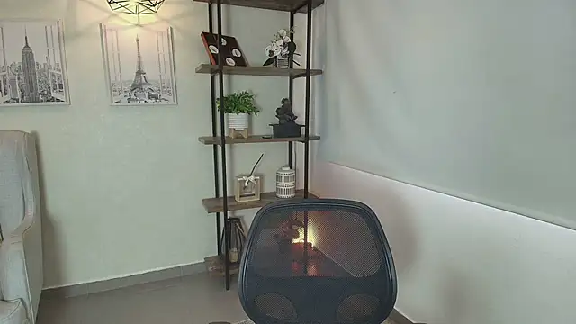 Sassy--Girl online show from 20, 3, 2026