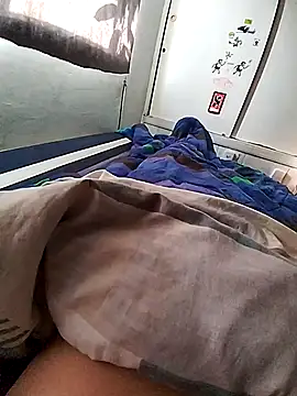 Snapshot of rodovlaz chatting on 27, 11, 2025 rodovlaz online show from 27, 11, 2025