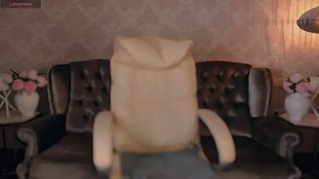 Daphne Moss online show from 23, 10, 2025