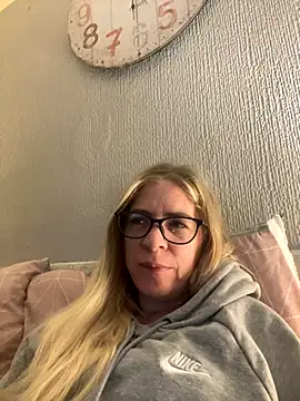 jayjencam online show from 6, 10, 2025