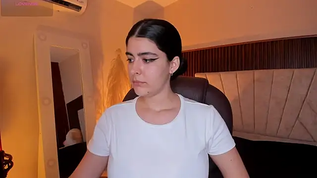  Niah  online show from 26, 3, 2026