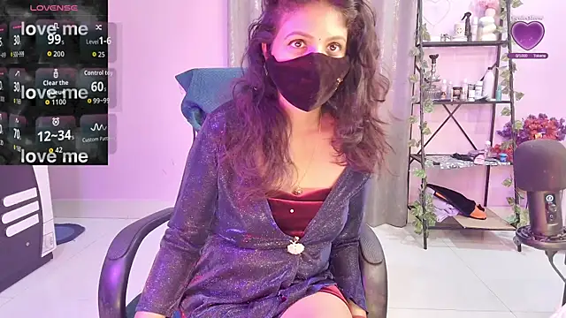 Snapshot of Naughty_nightz chatting on 29, 11, 2025 Naughty nightz online show from 29, 11, 2025