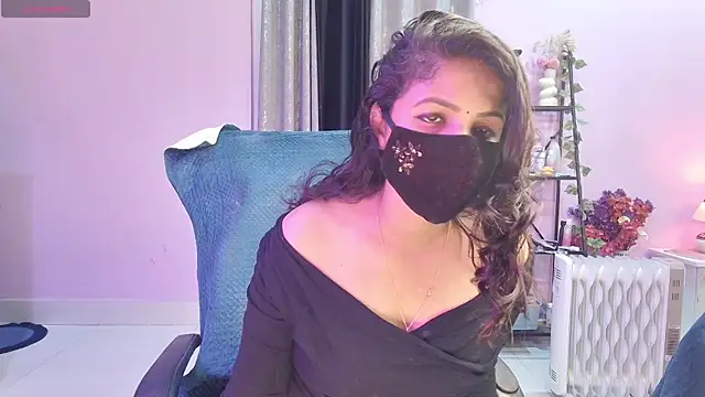 Snapshot of Naughty_nightz chatting on 17, 12, 2025 Naughty nightz online show from 17, 12, 2025