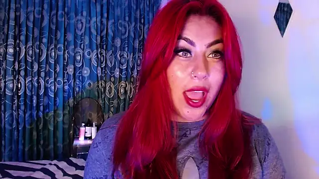 Snapshot of gatuwildhott chatting on 8, 3, 2025 gatuwildhott online show from 8, 3, 2025