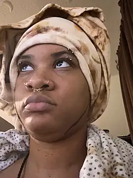 nickytheehawtie online show from 8, 3, 2026