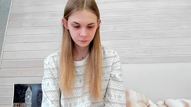 molly hunt  online show from 27, 2, 2025