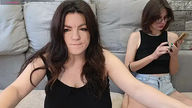 Vika loves you online show from 6, 10, 2025