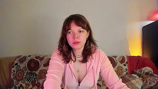 Snapshot of ClancyMorissey chatting on 5, 1, 2025 ClancyMorissey online show from 5, 1, 2025