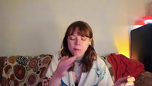 Snapshot of ClancyMorissey chatting on 12, 1, 2025 ClancyMorissey online show from 12, 1, 2025