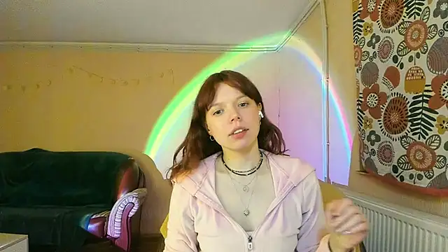 Snapshot of ClancyMorissey chatting on 5, 2, 2025 ClancyMorissey online show from 5, 2, 2025