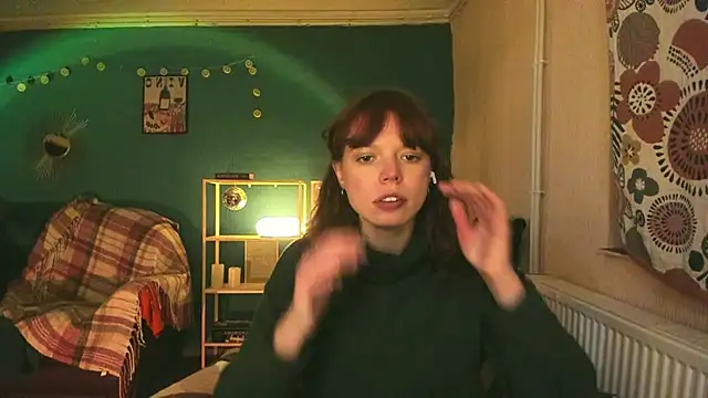 Snapshot of ClancyMorissey chatting on 23, 2, 2025 ClancyMorissey online show from 23, 2, 2025