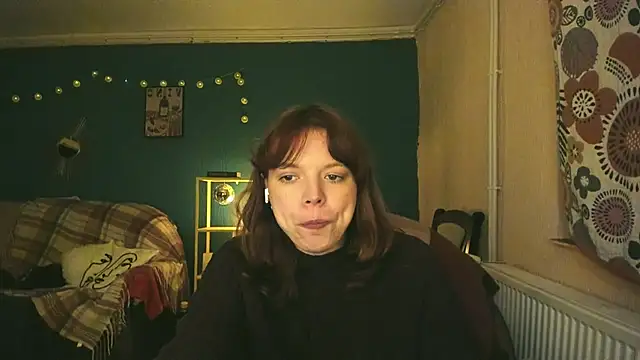 Snapshot of ClancyMorissey chatting on 24, 2, 2025 ClancyMorissey online show from 24, 2, 2025