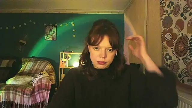 Snapshot of ClancyMorissey chatting on 6, 3, 2025 ClancyMorissey online show from 6, 3, 2025
