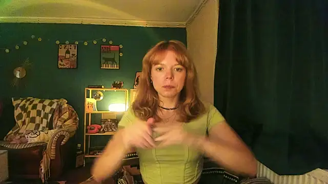 Snapshot of ClancyMorissey chatting on 13, 9, 2025 ClancyMorissey online show from 13, 9, 2025