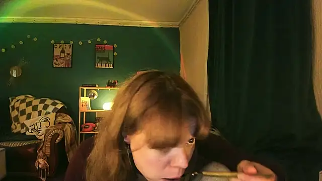 Snapshot of ClancyMorissey chatting on 6, 10, 2025 ClancyMorissey online show from 6, 10, 2025