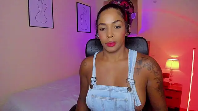 AitanaBrown  online show from 18, 9, 2025