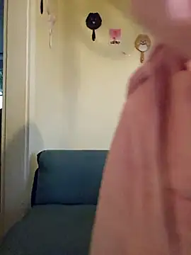 Adrina Drake online show from 20, 10, 2025