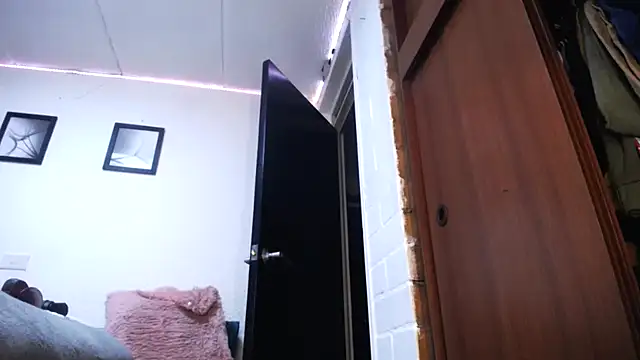 maturehoxx online show from 15, 3, 2025