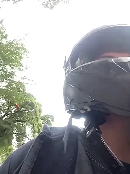 Leon Wild online show from 30, 3, 2026